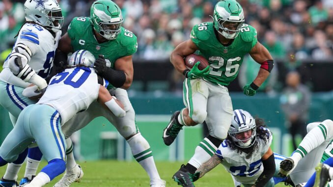 Dallas Cowboys v Philadelphia Eagles